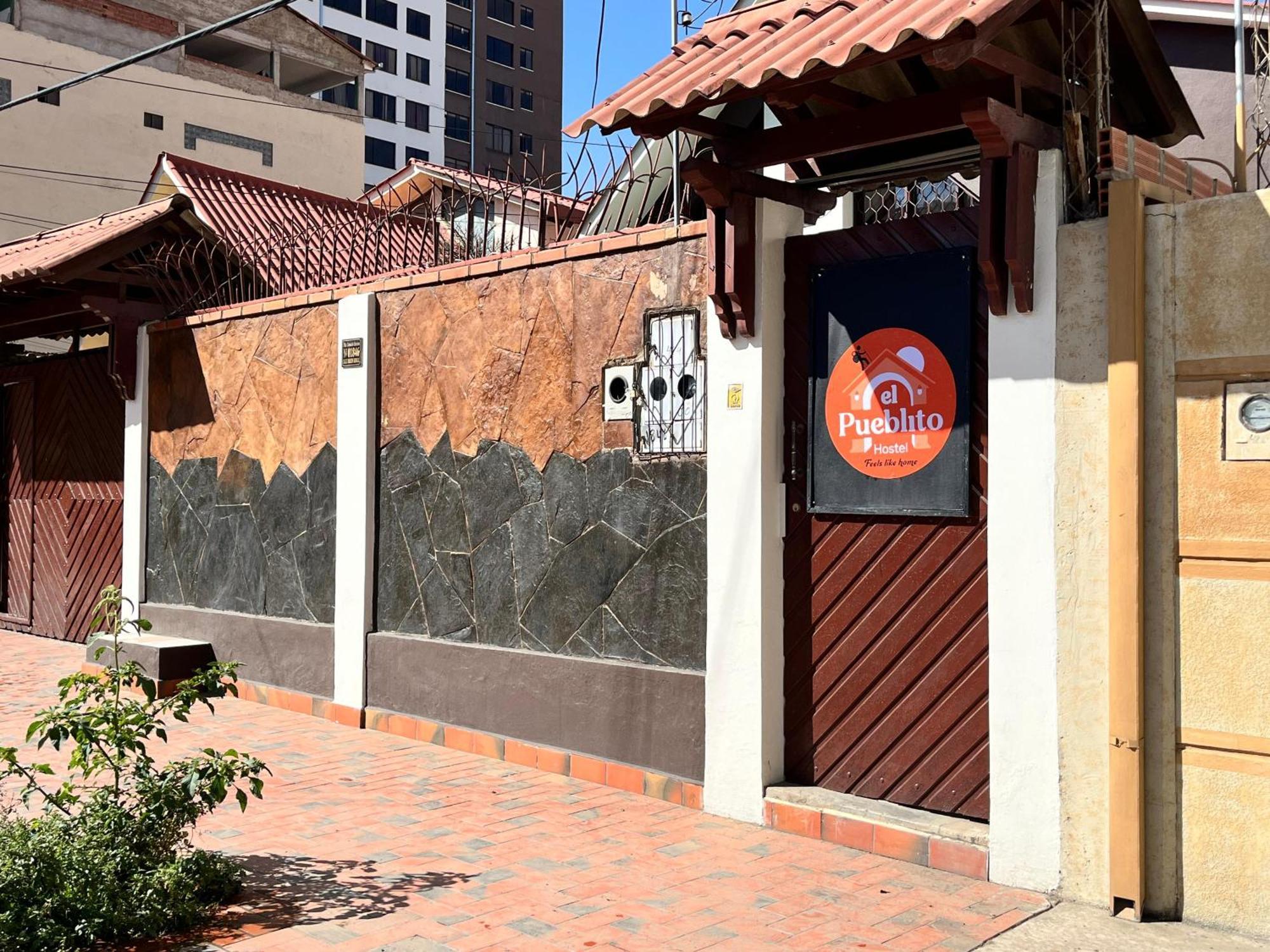 El Pueblito Hostel Cochabamba Exterior foto